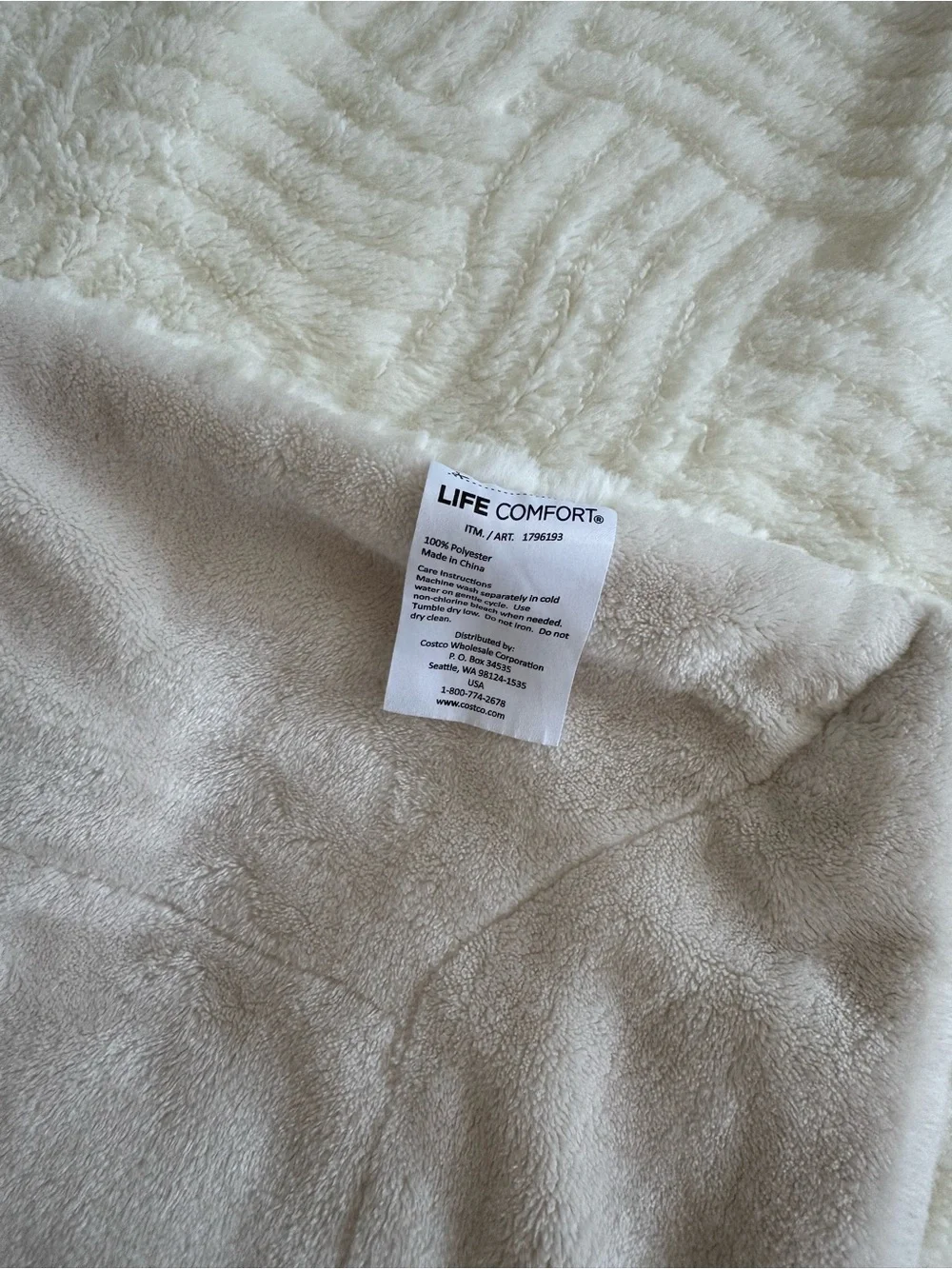 Life Comfort 60” x 72” White Off White Faux Fur Fuzzy Throw Blanket